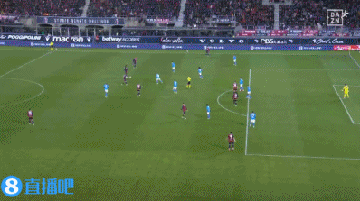 恩多耶谈脚后跟进球:我感觉到足球的位置,并做了唯一能做的